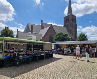 markt moergestel