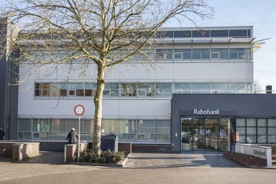 voorkant gebouw rabobank oisterwijk